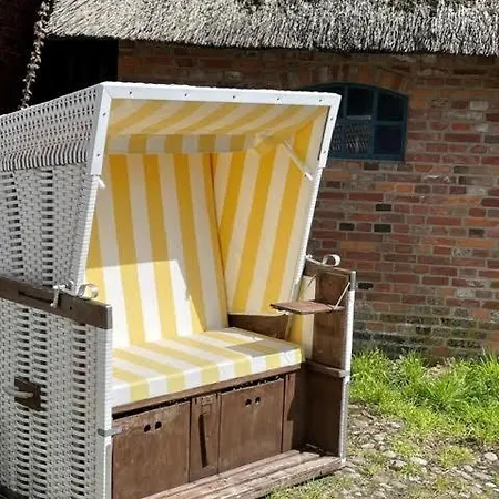 Emes Stuuv * Oevenum